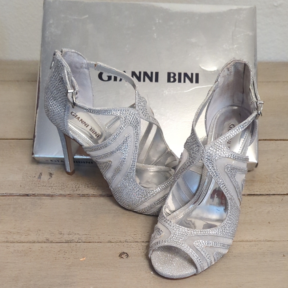 Gianni Bini Shimmering Silver Heels